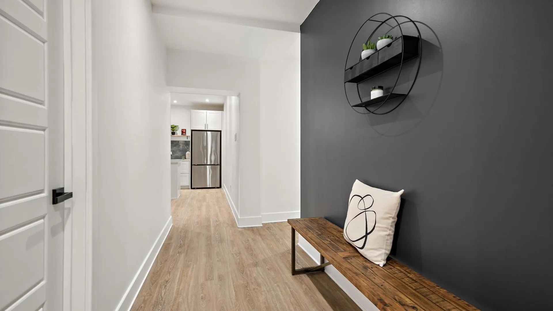 Hotel 511 Place D'Armes Luxury Apartments Montreal