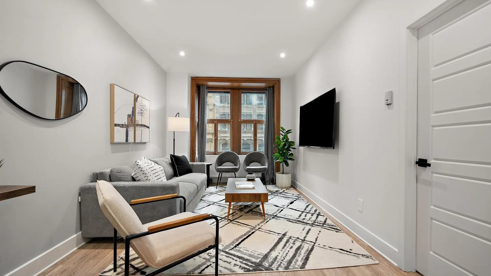 Hotel 511 Place D'Armes Luxury Apartments Montreal