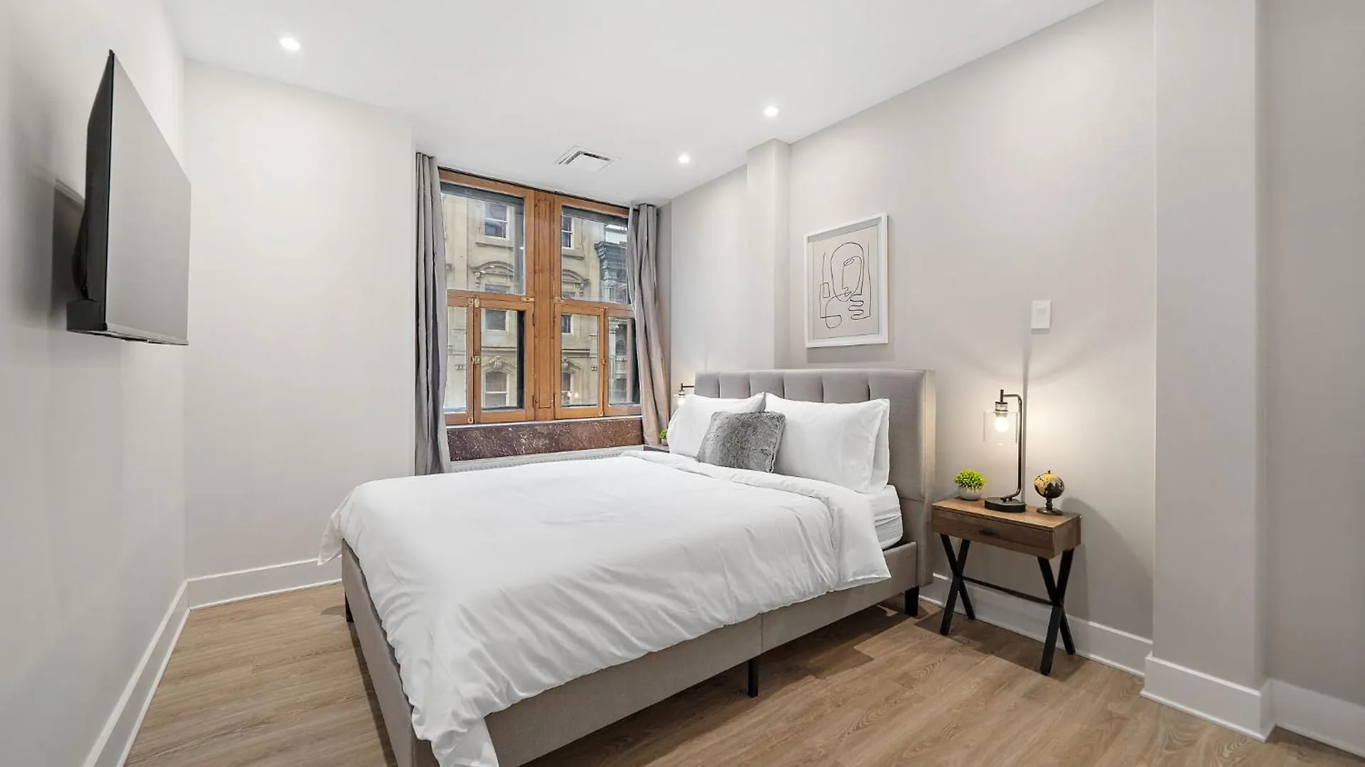 Hotel 511 Place D'Armes Luxury Apartments Montreal