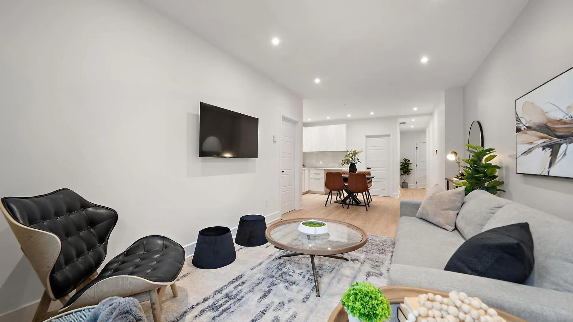 Hotel 511 Place D'Armes Luxury Apartments Montreal