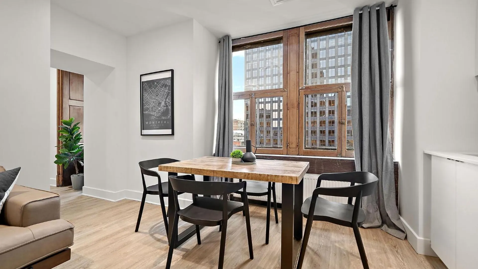 Hotel 511 Place D'Armes Luxury Apartments Montreal