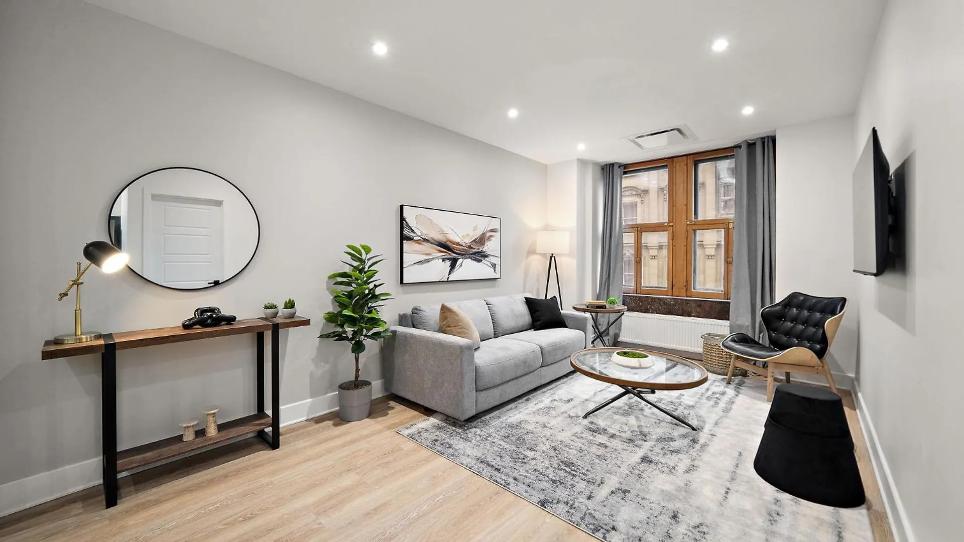 Hotel 511 Place D'Armes Luxury Apartments Montreal